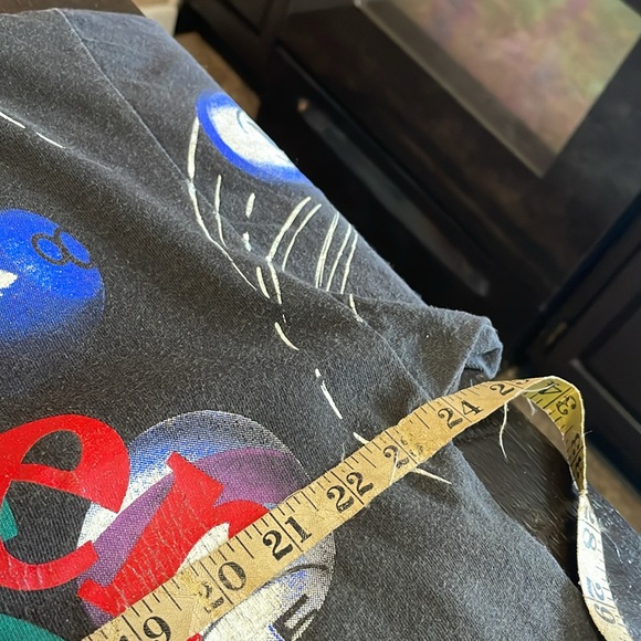 VINTAGE 90's BUDWEISER "BILLIARDS AND BALLS"
ALL OVER PRINT T-SHIRT Size XL. - Picture 6 of 11